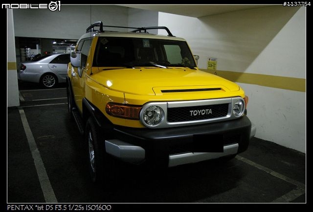 鄰居又換新車囉。你肯定沒看過的車款！！！FJ CRUISER