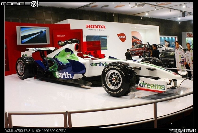 2008年9月26日至9月28日新加坡F1展示車