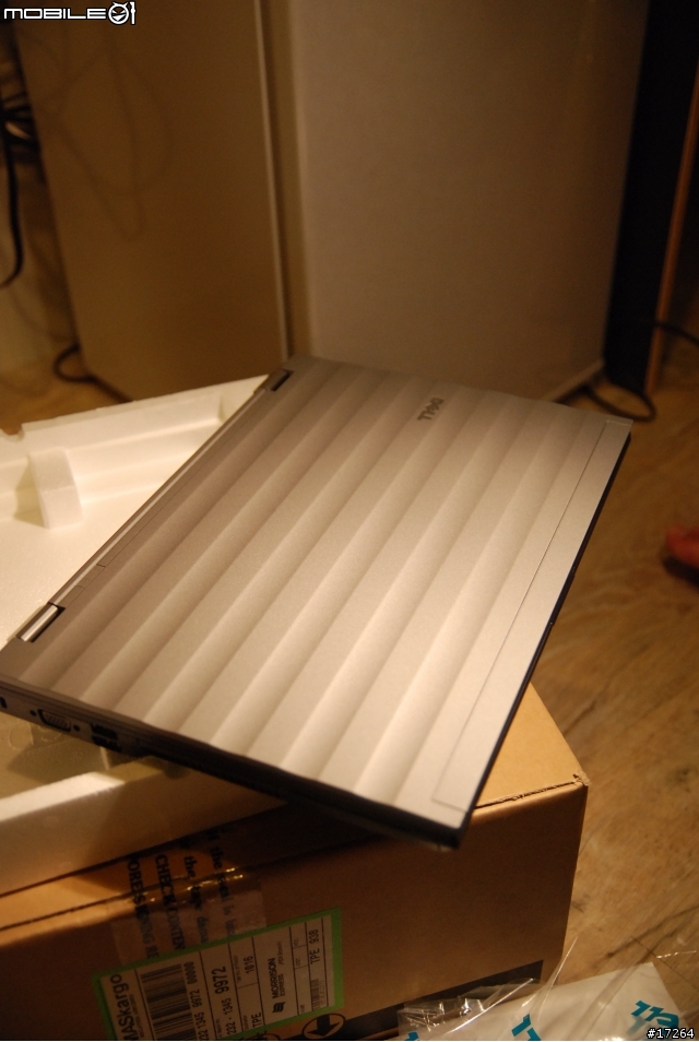 [開箱]DELL M2400 新手開箱文敬請入內指教 ！！