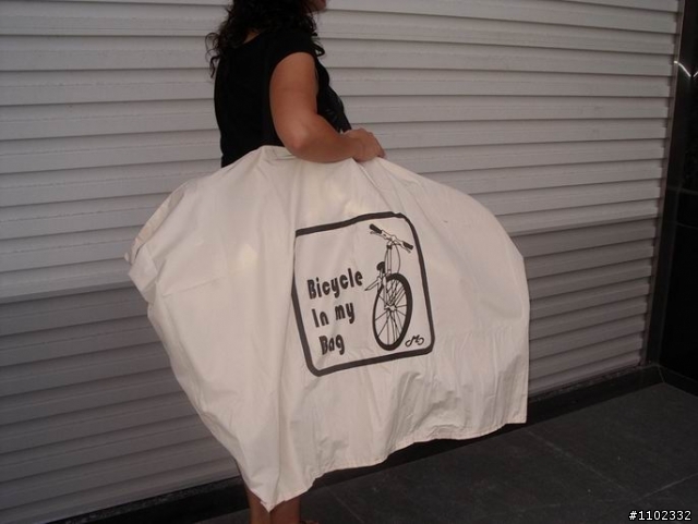 Bicycle in my bag(這不是雨傘...)