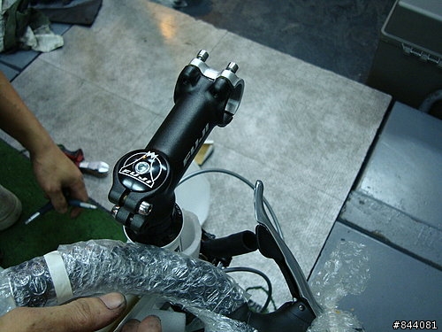 我的第一台公路車09' Roubaix PRO 開箱囉