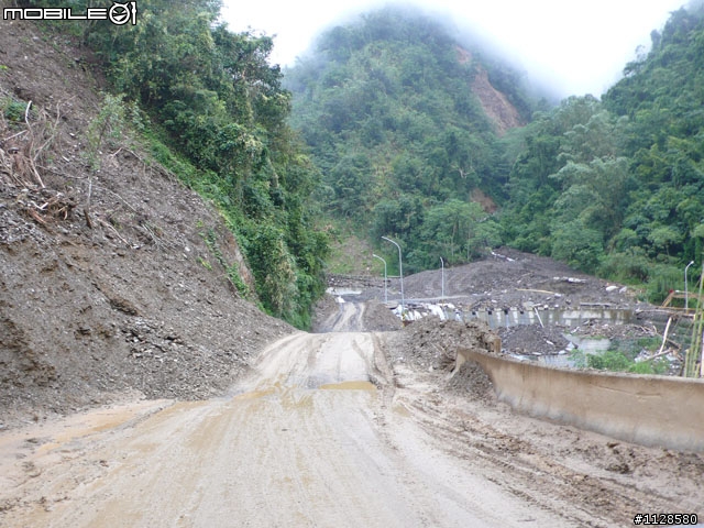 RAV4銀色4WD旅遊開箱文