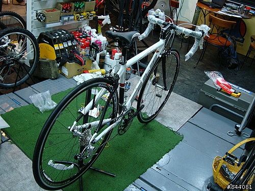 我的第一台公路車09' Roubaix PRO 開箱囉