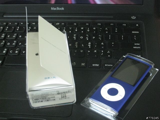 [新入手]iPod nano Purple 4th generation