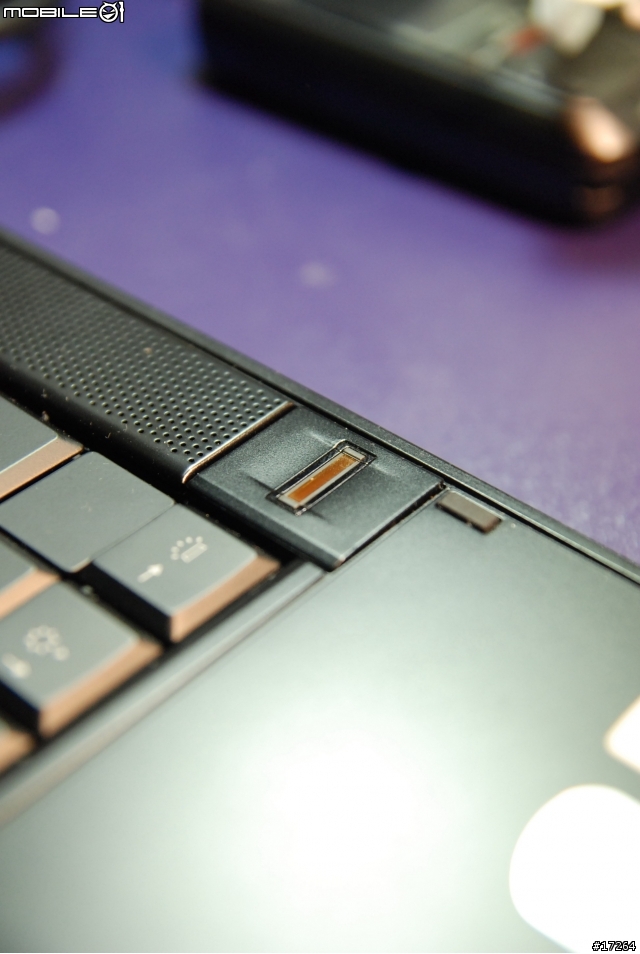 [開箱]DELL M2400 新手開箱文敬請入內指教 ！！
