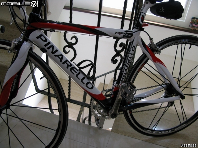 PINARELLO FP6 & TRIUMPH BONNEVILLE～同樣是追求速度，用腳踩踏出來的感覺，很實在！