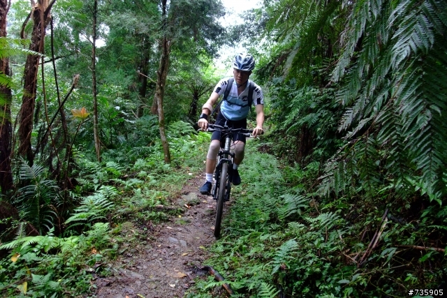車騎人的烏來紅河谷越嶺