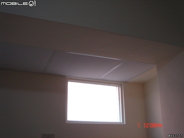 這樣子的天花板...有無簡單的修飾方法...