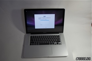 【開箱】鋁鋁鋁鋁鋁鋁到不行 MacBook Pro 2.8GHz（新增放在書桌上的圖）
