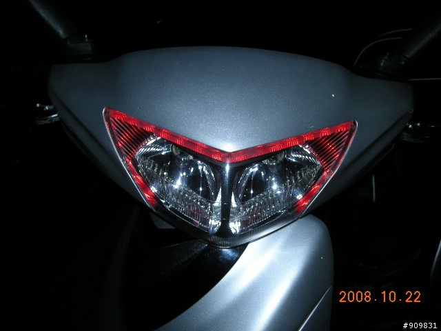 [分享] 低調高手125R~
