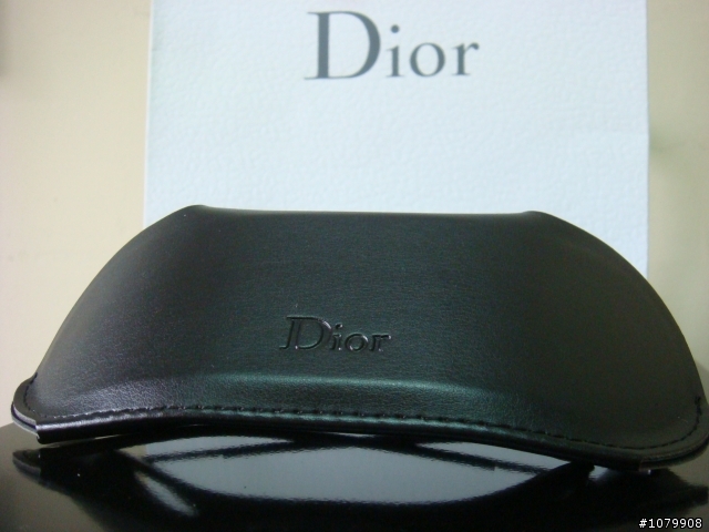 [開箱分享]時尚魅力~DIOR HOMME 飛行太陽眼鏡!