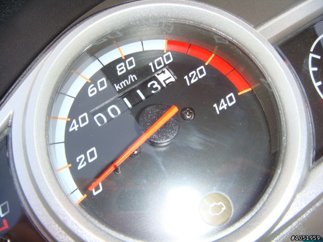 我的輕裝備!三陽GR125(白碟版)開箱!!(12/23 更新改小燈成果［第三頁］)