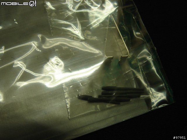 [分享]XP-PEN XP-6450 CG 專業繪圖板今天收到馬上開箱…