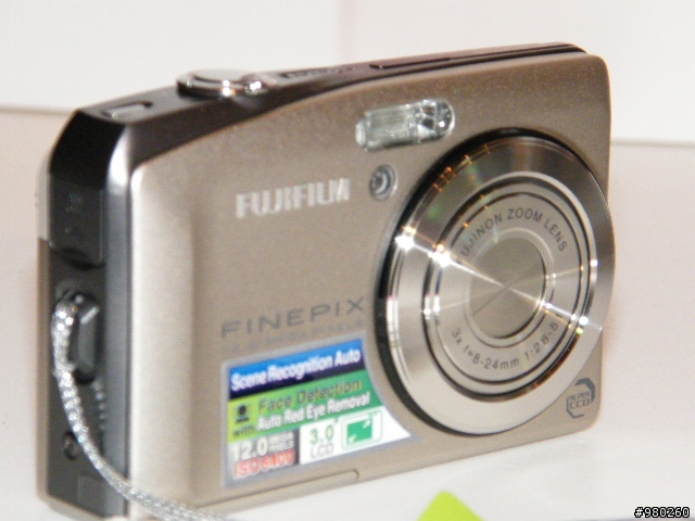 [開箱] Fujifilm 最新款F60 無樂不作 (上)