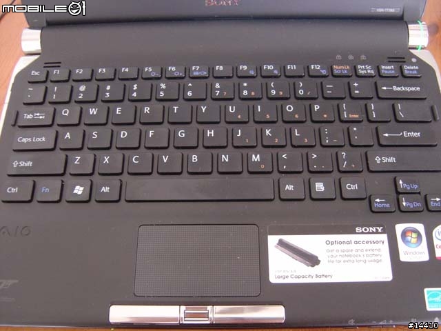 (開箱) Sony VAIO TT - 007 特別限量版 (新增圖片與 3D 遊戲測試 10/25/08)