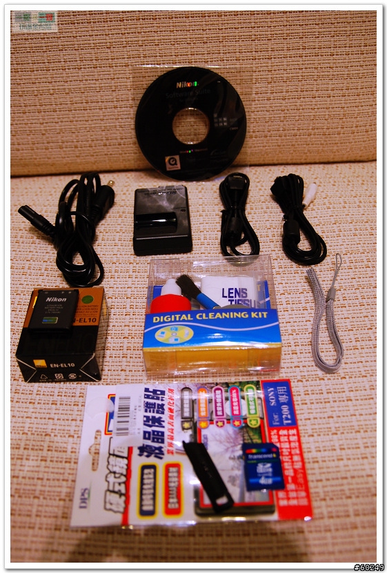 【簡單的開箱】NIKON COOLPIX S60