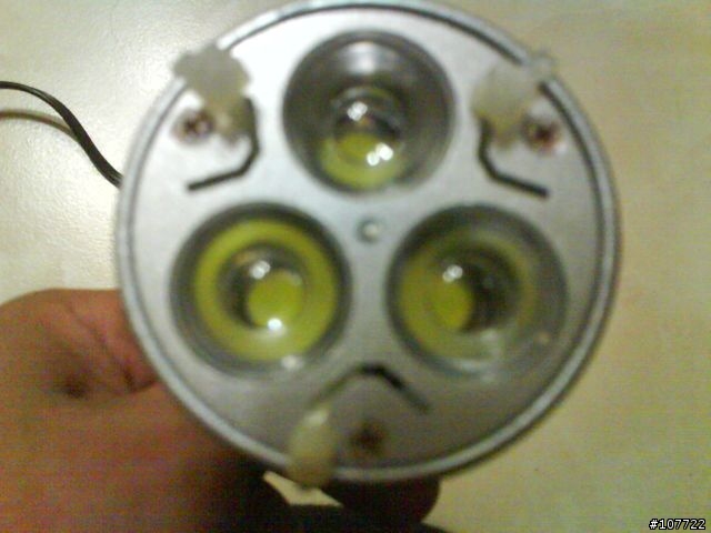 [分享]3 顆1w HI-Power LED搭配鋰電池 = 亮 + 泛光廣