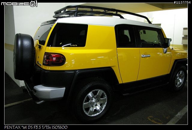鄰居又換新車囉。你肯定沒看過的車款！！！FJ CRUISER