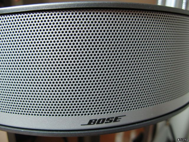 [開箱文] BOSE Companion 5 電腦音響組合 免聲卡好音樂！