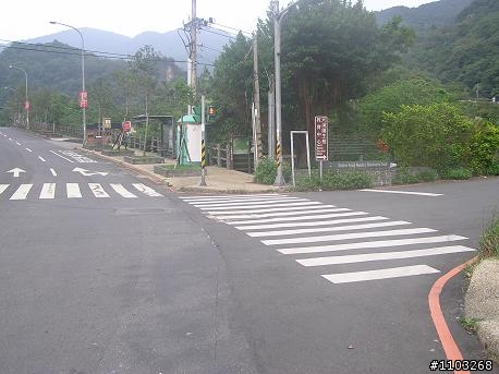 魯肉腳     再探    天溪園