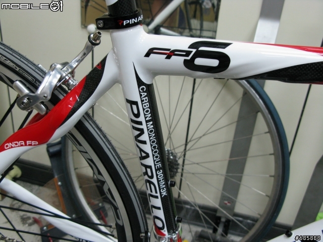 PINARELLO FP6 & TRIUMPH BONNEVILLE～同樣是追求速度，用腳踩踏出來的感覺，很實在！