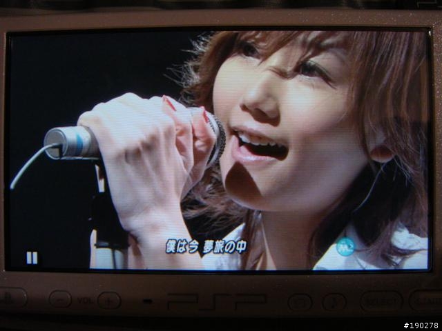 今天在路上走著走著，就撿到一個小盒子，忍不了又敗家了～【PSP3006到手咯】－補充MV、遊戲屏射咯！