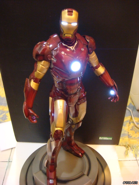 ﹝開箱文﹞鋼鐵人IRON MAN1:6附加發光機能 限定版金屬雕像 KOTOBUKIYA 壽屋出品