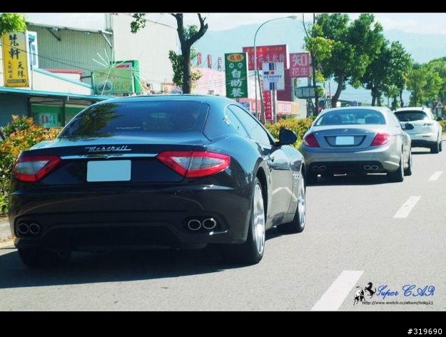 "德" "義" 靓車大合照