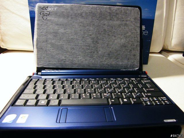 [開箱分享]Acer Aspire One (內建3.5G) 小筆電(與台哥大合作的)