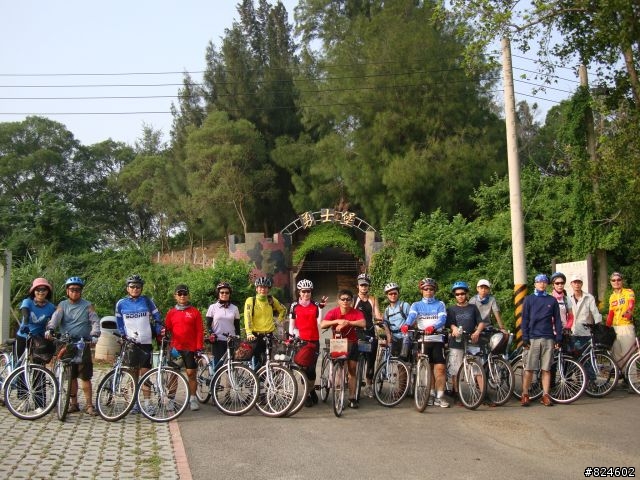 金門單車史上最大環島團 - 41人 一天兩金
