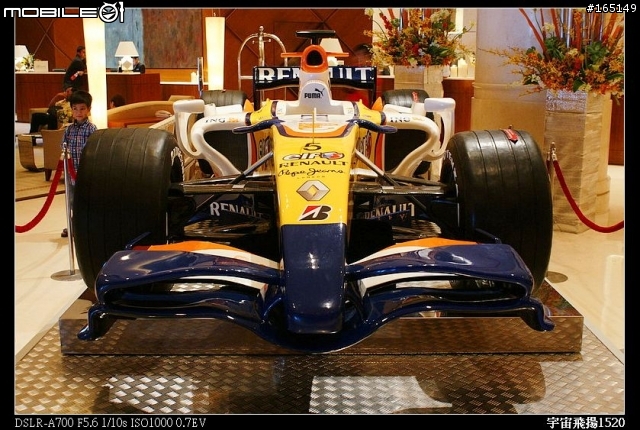 2008年9月26日至9月28日新加坡F1展示車