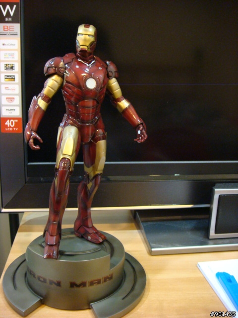 ﹝開箱文﹞鋼鐵人IRON MAN1:6附加發光機能 限定版金屬雕像 KOTOBUKIYA 壽屋出品