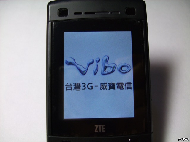 [簡單開箱]窮人3G手機 ZTE F230與新辦威寶門號經驗分享