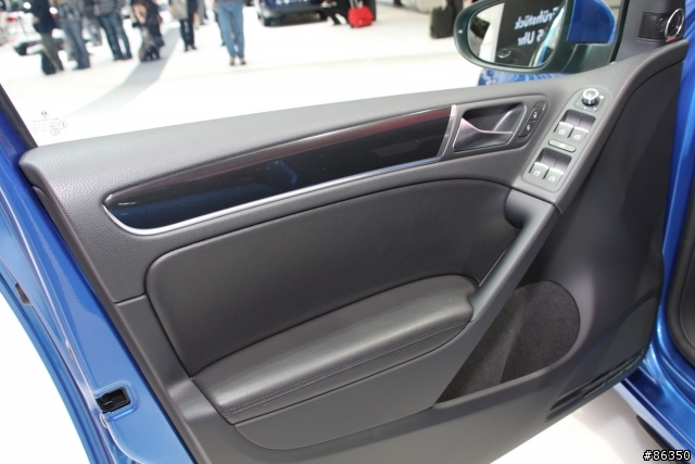 2008巴黎車展 Volkswagen VI GTI 現場照片