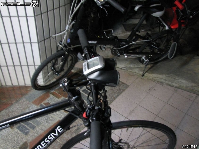 發現新化冬瓜茶店不知名的平把公路車