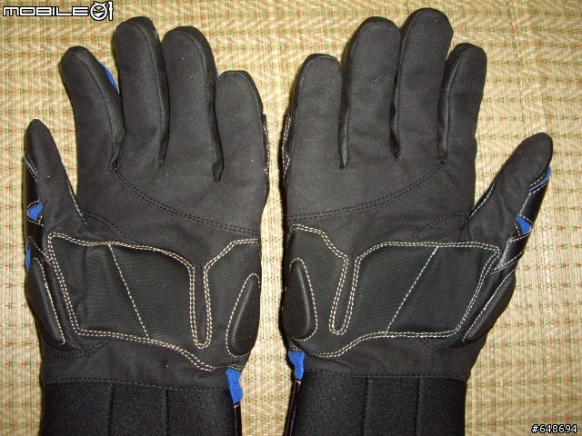 (開箱文)alpinestars的GP PRO和冬天專屬防水防寒手套NANKAI 349聯合開箱文(夾帶FF-5和27s)