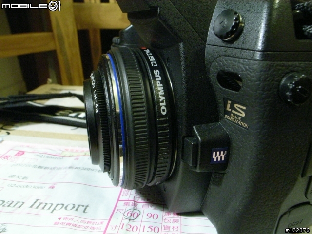 OLYMPUS ZD 25mm F2.8 餅乾鏡遮光罩 LH-43 開箱