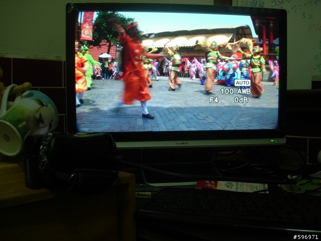 在E2200HD播放 Sony SR11 畫面