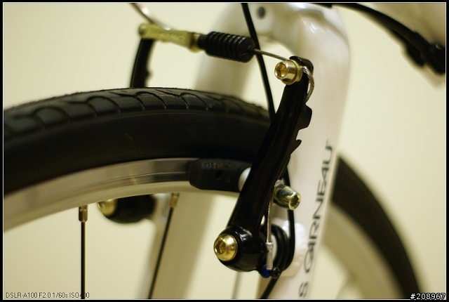 [開箱分享] 2009 Louis Garneau RSR IV White