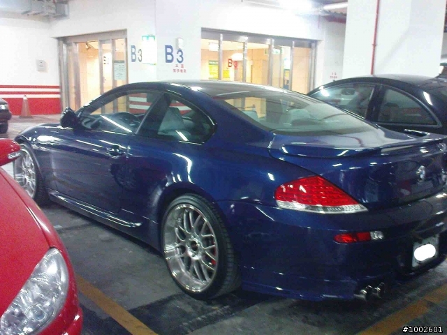 停車場驚見 BMW M6
