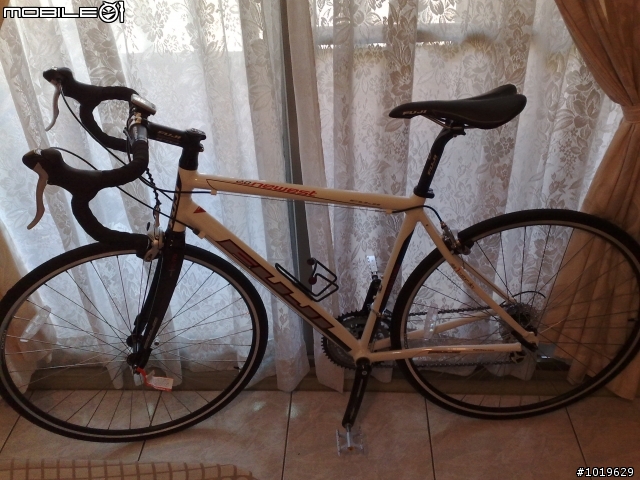 09 Fuji Newest 2.0