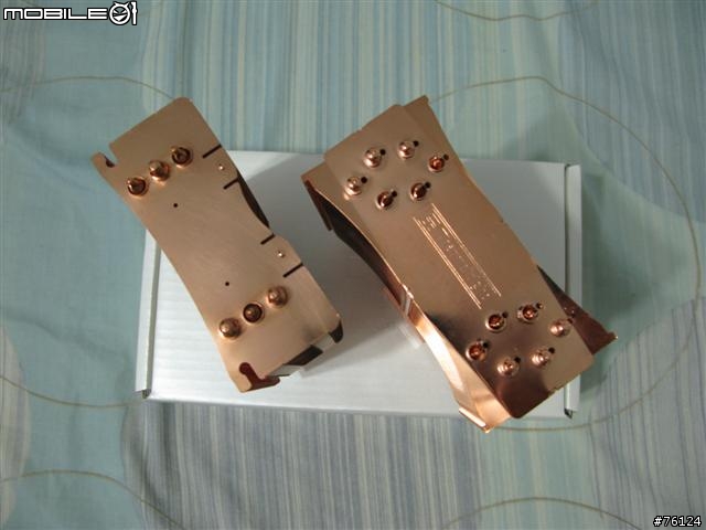 HDT1283 全銅板  VS Thermalright Ultra 120 Extreme 全銅板 [純外觀賞圖]
