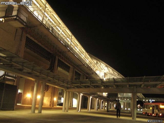 [小品遊記]尋找光影-夜遊竹北高鐵站
