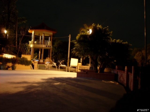 夜騎泰山公園路（夜景很美）