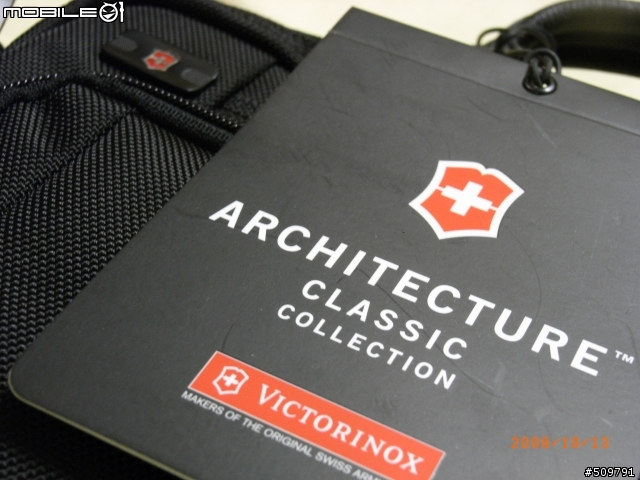 [開箱文] Victorinox 極簡電腦公事包!! (補圖)