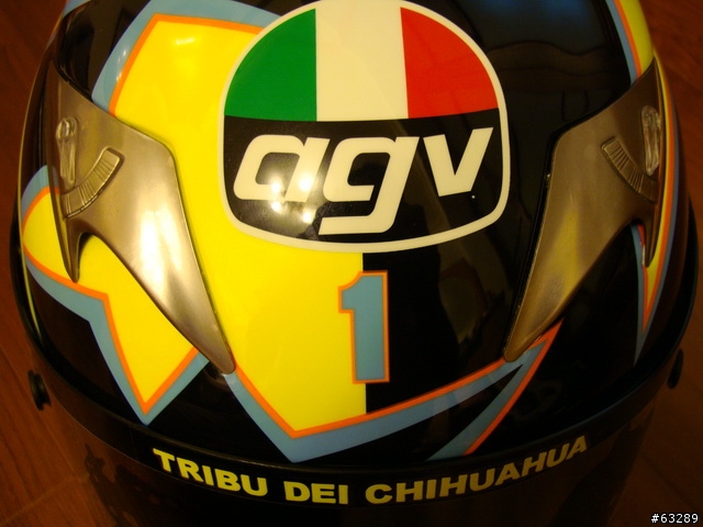 [開箱]Valentino Rossi AGV TI-TECH VR46 冠軍的榮耀