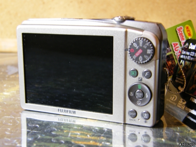 [開箱] Fujifilm 最新款F60 無樂不作 (上)