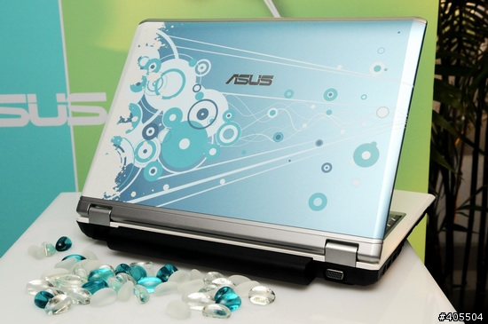 請問哪裡有像ASUS F6v外殼的這種桌佈?