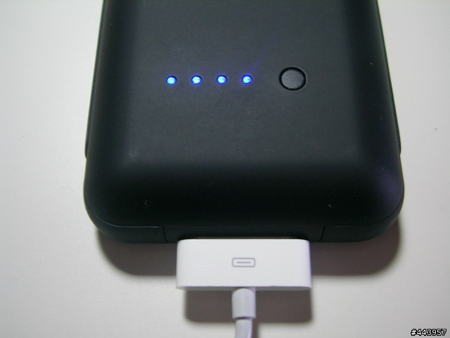 〔分享〕iPhone用的外接電池mophie juice pack