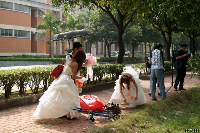 继续用a900学习拍婚纱